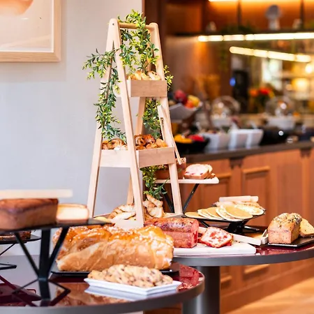 Hotel Mercure En Beaujolais