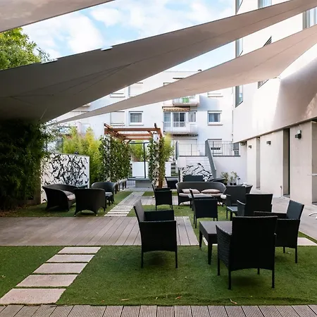 Hotel Mercure En Beaujolais 4*