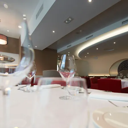 Mercure 4*